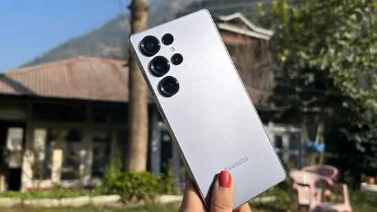 در حالی که طراحی آشناست، بهبودها آن را کاربرپسندتر میکنند.