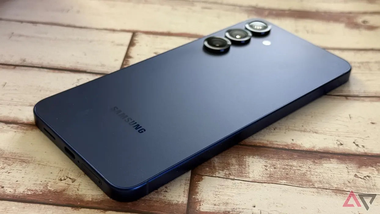 شیشه پشت سامسونگ گلکسی S25+