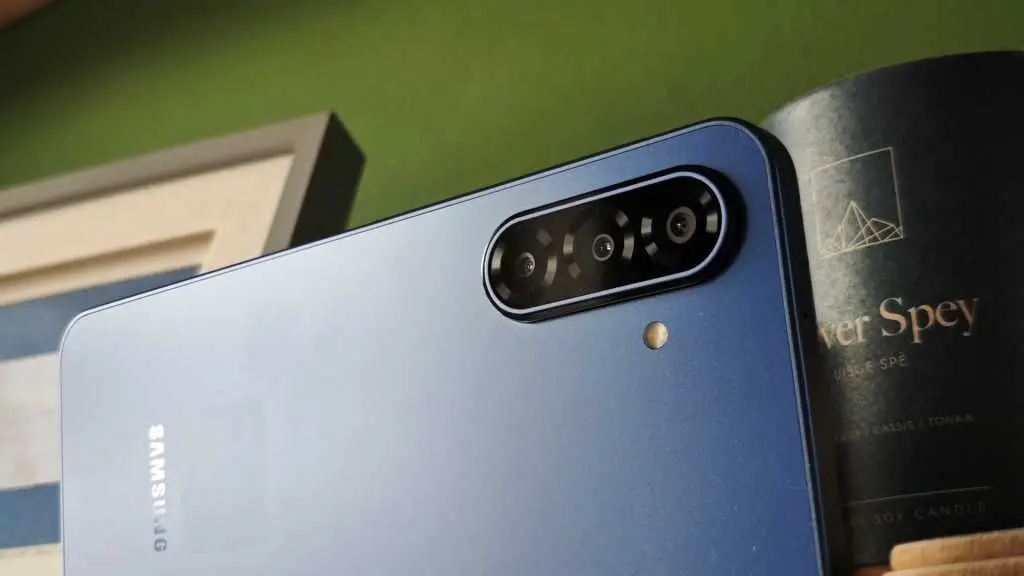 بررسی سامسونگ گلکسی A17 5G 12